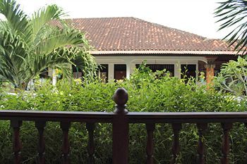 Hôtel Ananda Beach à Bali Extérieur photo